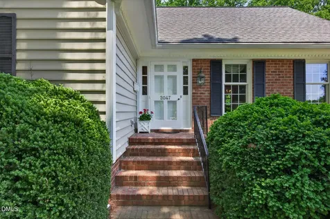 2047 Walker Avenue Burlington NC 27215
