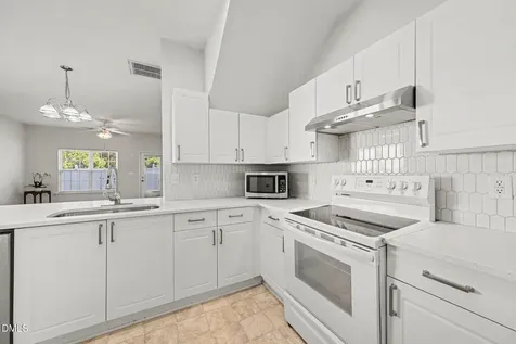 1016 Hadel Place Knightdale NC 27545