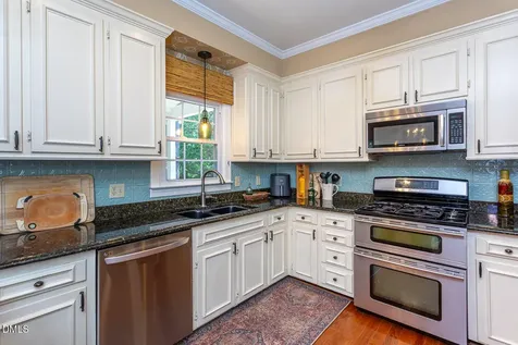2708 Vestry Way Raleigh NC 27613