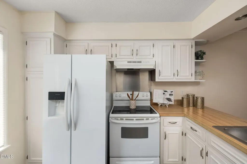 5805 Whitebud Drive Raleigh NC 27609