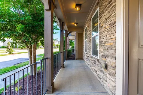 542 Grand Central Station Apex NC 27502