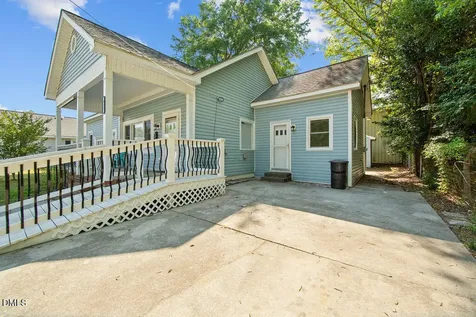 411 S 6th Street Smithfield NC 27577