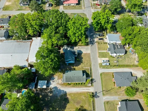 411 S 6th Street Smithfield NC 27577