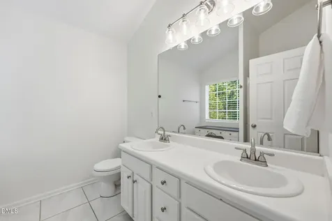 1120 Briarwood Drive Mebane NC 27302