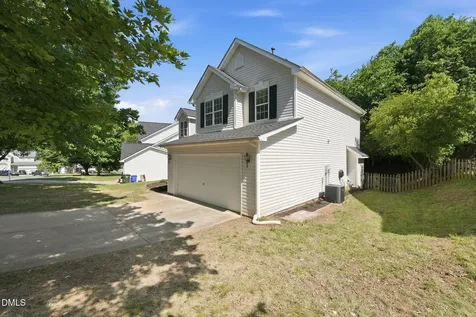 1120 Briarwood Drive Mebane NC 27302