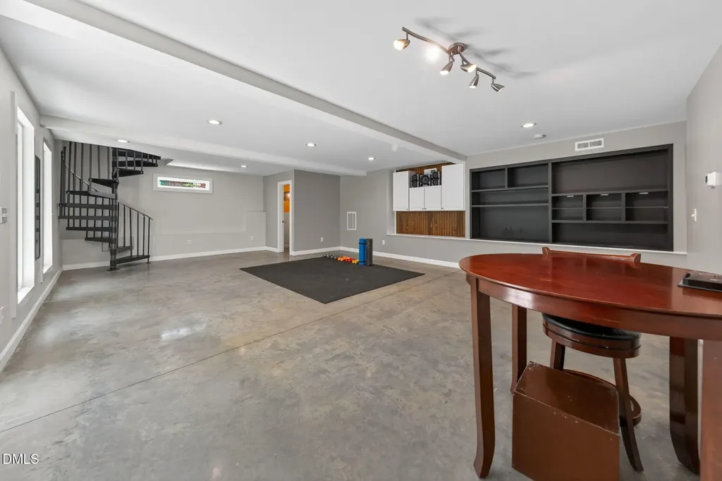 9005 Miranda Drive Raleigh NC 27617