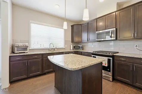 2104 Peakside Drive Apex NC 27523