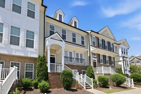 2104 Peakside Drive Apex NC 27523