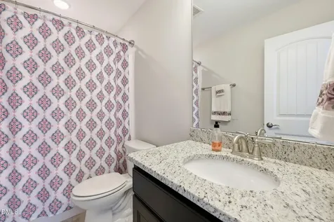 2104 Peakside Drive Apex NC 27523