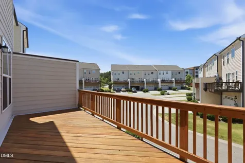 2104 Peakside Drive Apex NC 27523