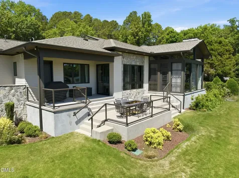 2532 Holiday Avenue Zebulon NC 27597