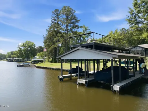 2532 Holiday Avenue Zebulon NC 27597