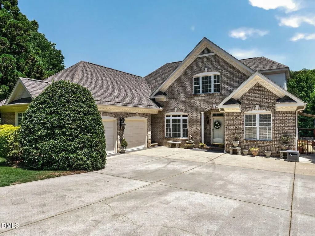 139 Lake Point Drive Clayton NC 27527