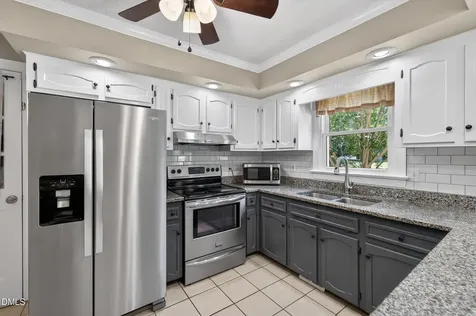 3437 Apple Meadow Drive Fuquay Varina NC 27526