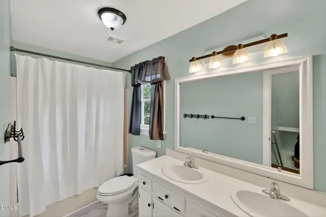 3437 Apple Meadow Drive Fuquay Varina NC 27526
