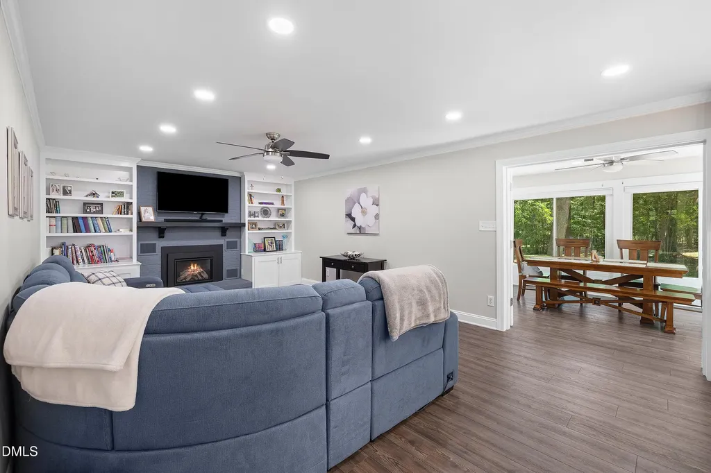 5516 Yates Mill Pond Road Raleigh NC 27606