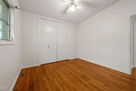 1808 Fairley Drive Raleigh NC 27607