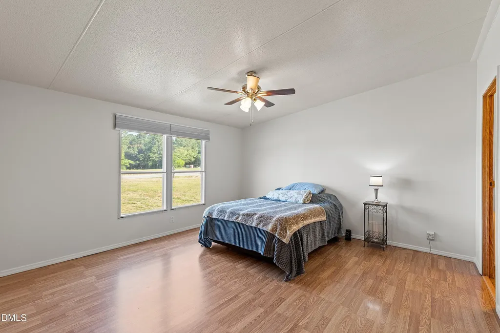 3040 Medlin Road Clayton NC 27527