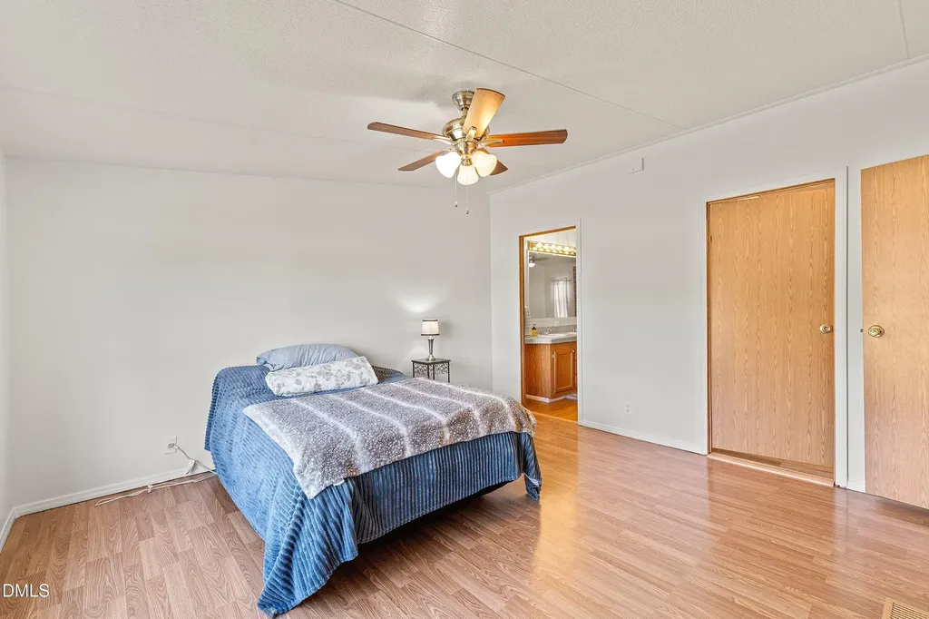 3040 Medlin Road Clayton NC 27527