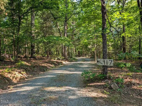 917 Roads End Pittsboro NC 27312