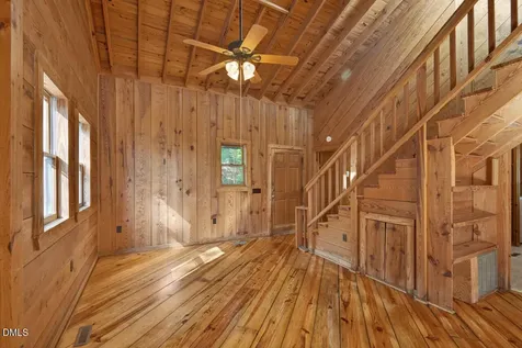 917 Roads End Pittsboro NC 27312