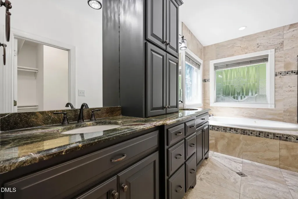 6721 Wavcott Drive Fuquay Varina NC 27526