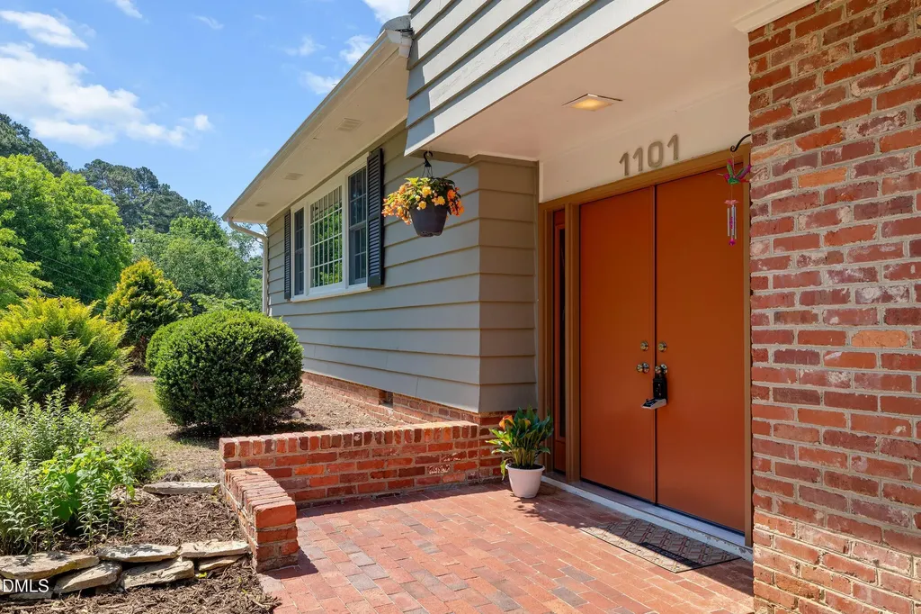 1101 Gunnison Place Raleigh NC 27609