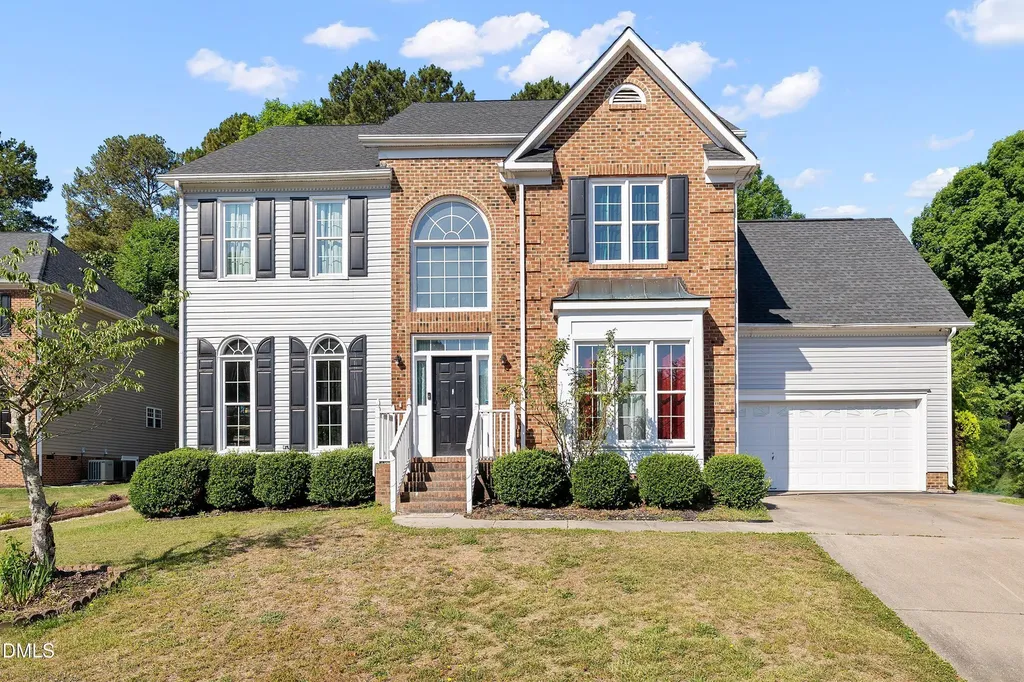3528 Dewing Drive Raleigh NC 27616