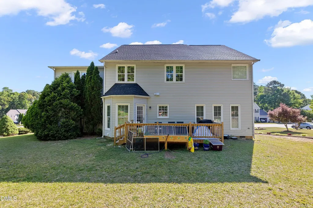 3528 Dewing Drive Raleigh NC 27616