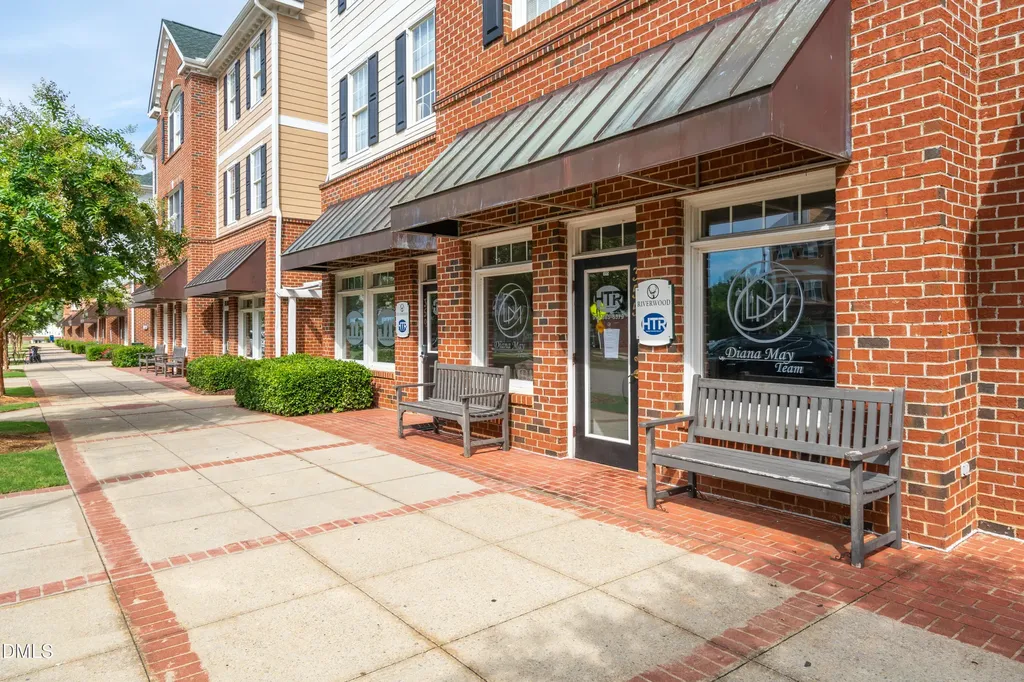 613 Charleston Drive Clayton NC 27527