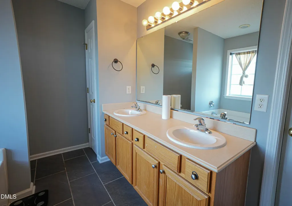 80 Raven Hill Court Clayton NC 27520
