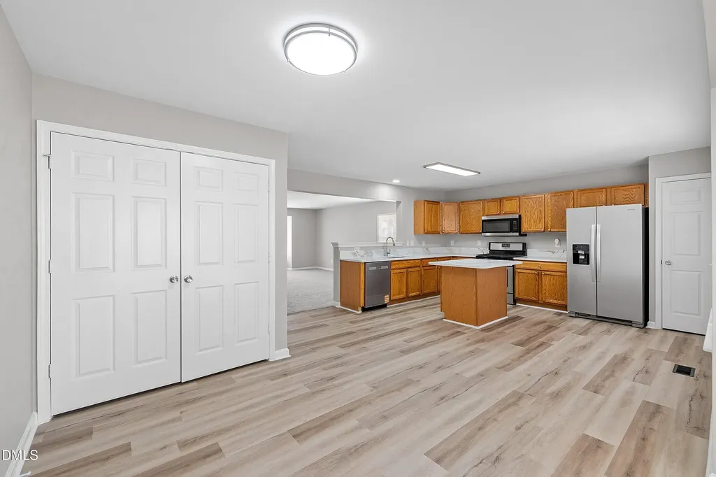 5101 Neuse Commons Lane Raleigh NC 27616