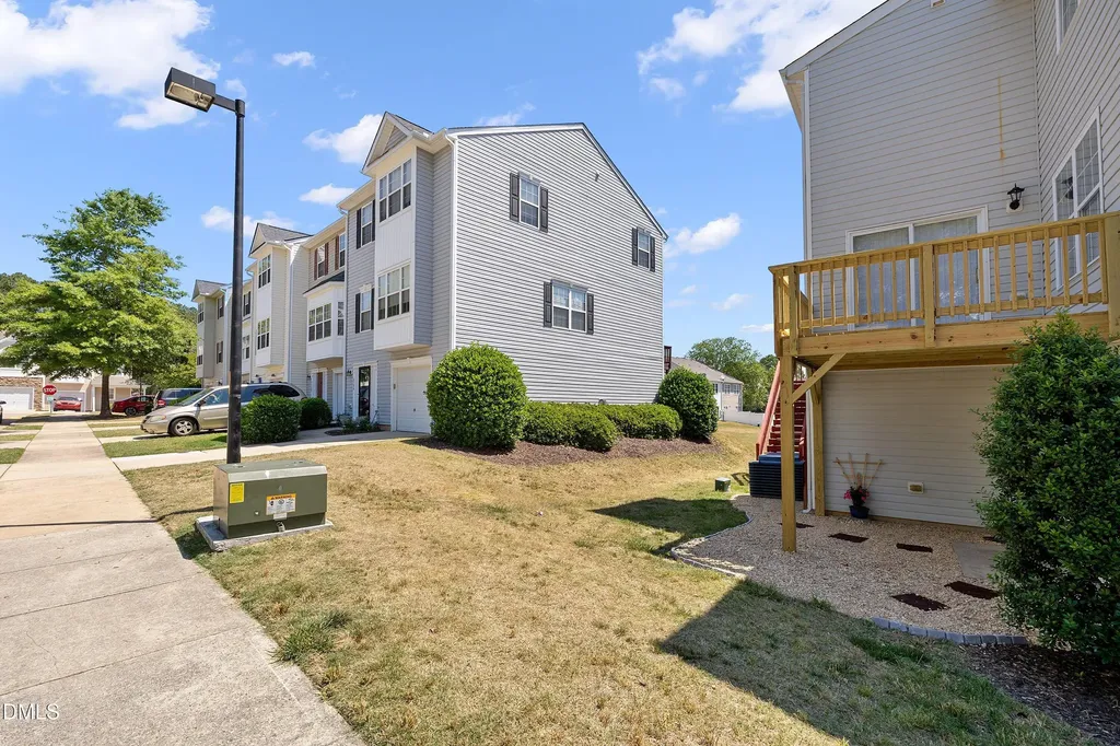 5101 Neuse Commons Lane Raleigh NC 27616