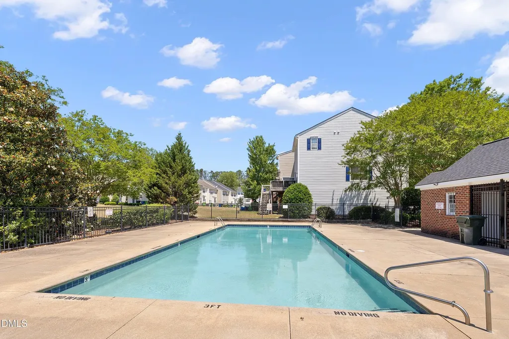 5101 Neuse Commons Lane Raleigh NC 27616