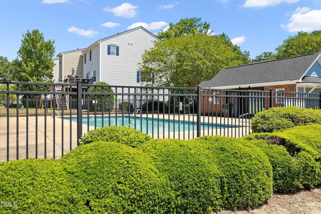 5101 Neuse Commons Lane Raleigh NC 27616