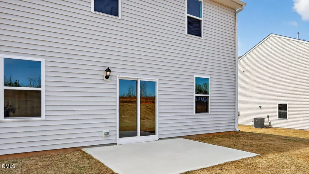178 Saddle Mare Street Clayton NC 27520