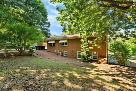 1019 Garden Court Burlington NC 27215