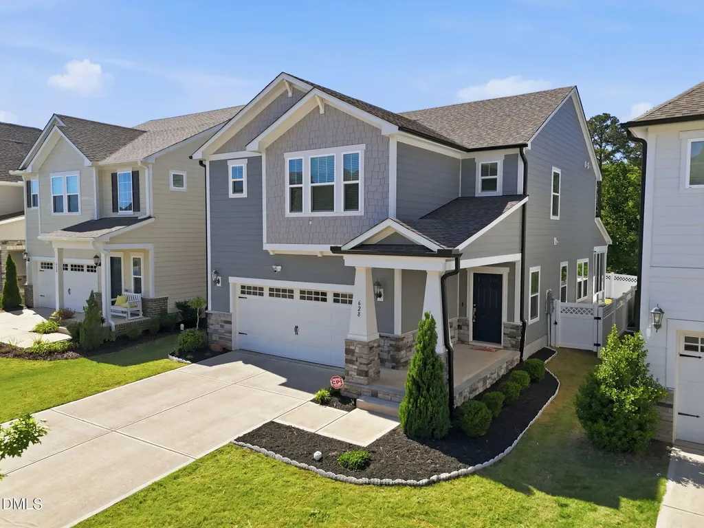 628 Sage Oak Holly Springs NC 27540