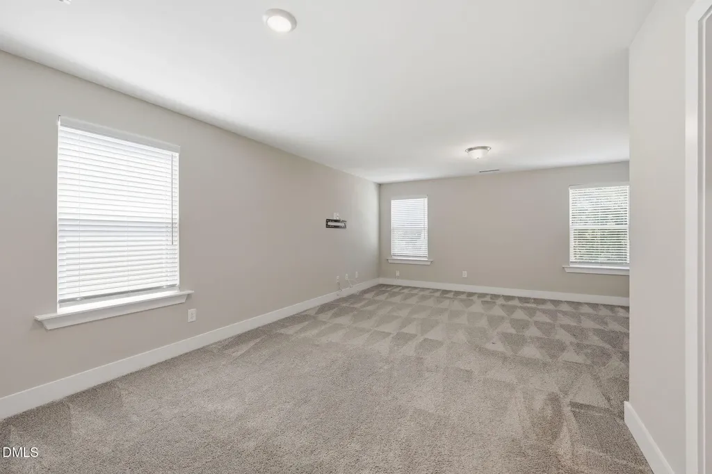 628 Sage Oak Holly Springs NC 27540