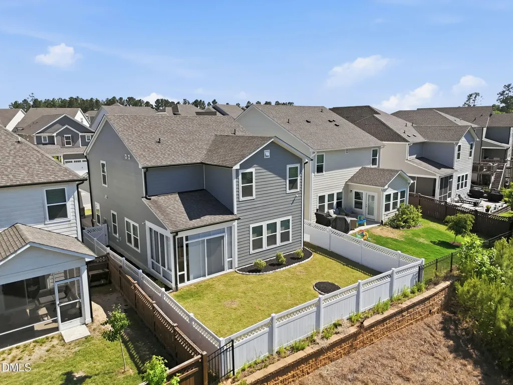 628 Sage Oak Holly Springs NC 27540