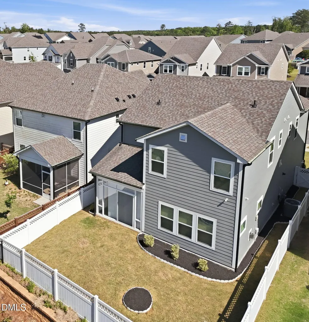 628 Sage Oak Holly Springs NC 27540