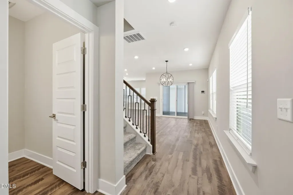628 Sage Oak Holly Springs NC 27540
