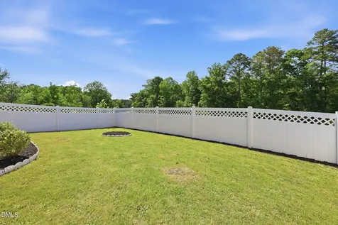 628 Sage Oak Holly Springs NC 27540