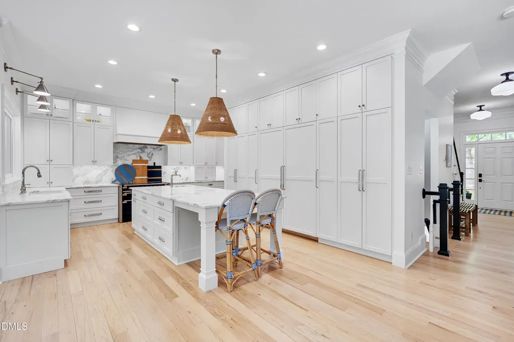 208 Glenhaven Drive Chapel Hill NC 27516