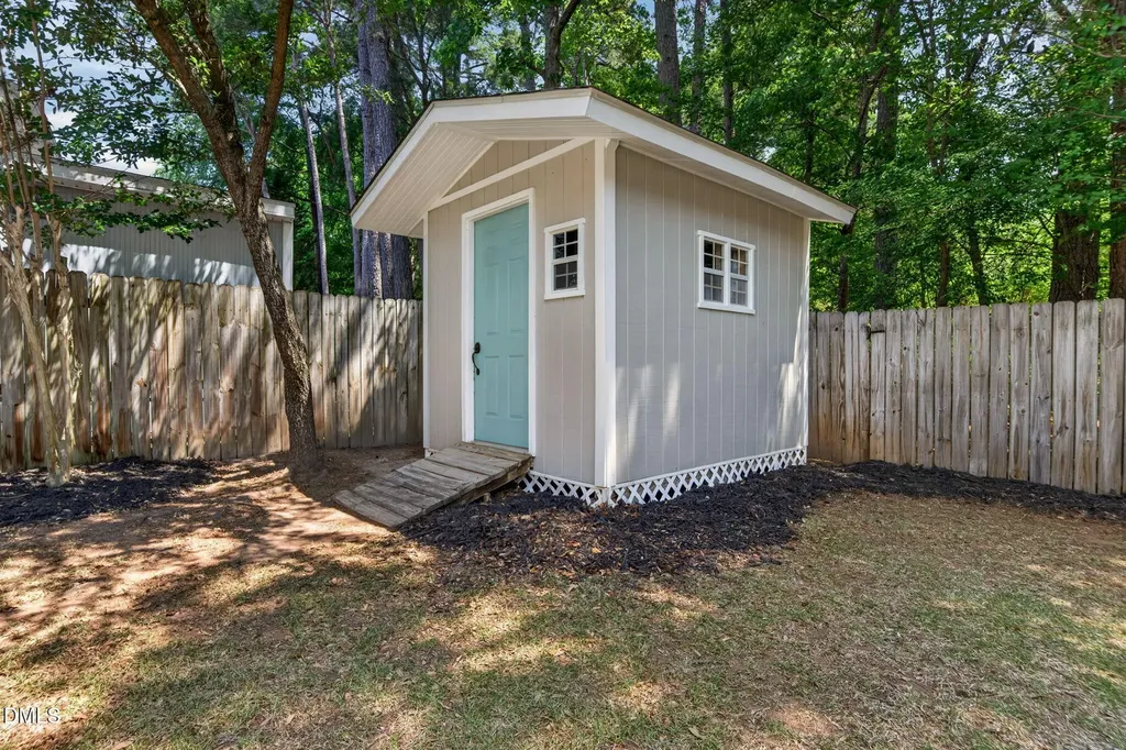 8524 Battery Crest Lane Wake Forest NC 27587
