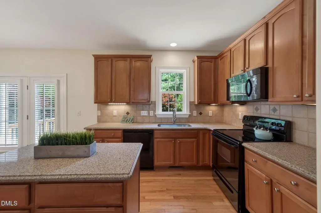 8524 Battery Crest Lane Wake Forest NC 27587