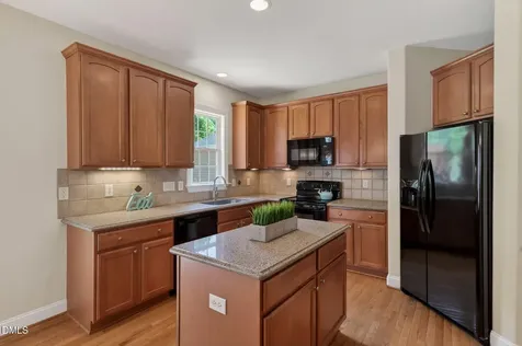 8524 Battery Crest Lane Wake Forest NC 27587