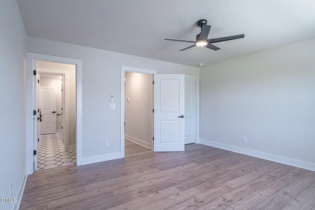 3220 Oakridge River Road Fuquay Varina NC 27526