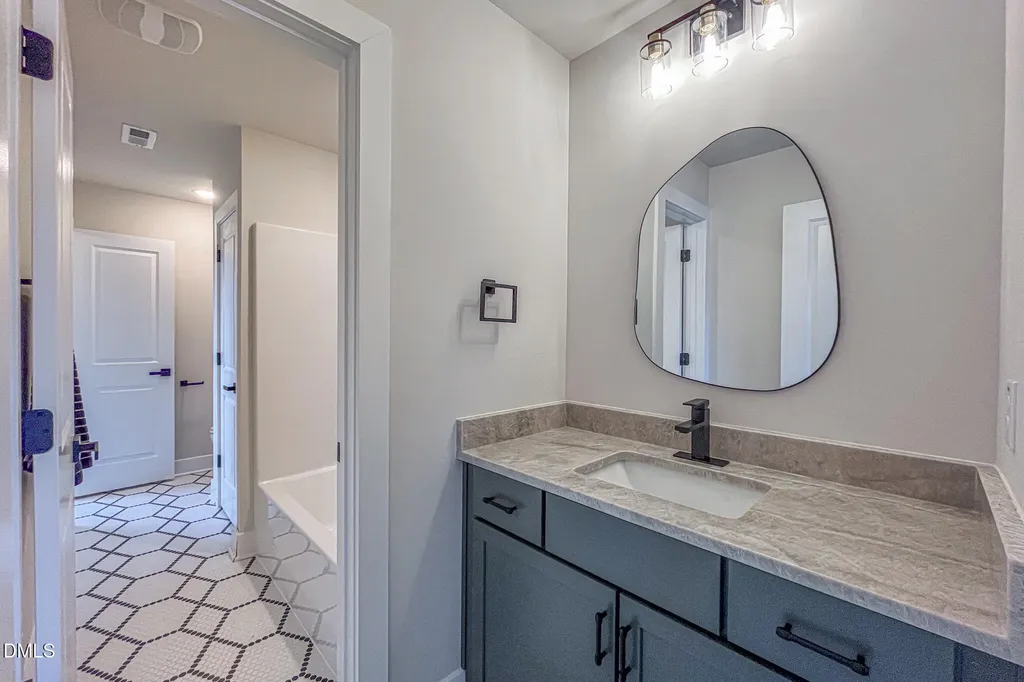 3220 Oakridge River Road Fuquay Varina NC 27526