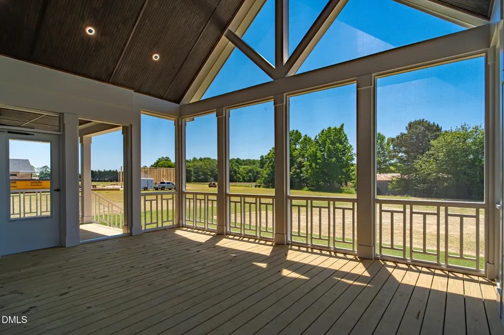 3220 Oakridge River Road Fuquay Varina NC 27526